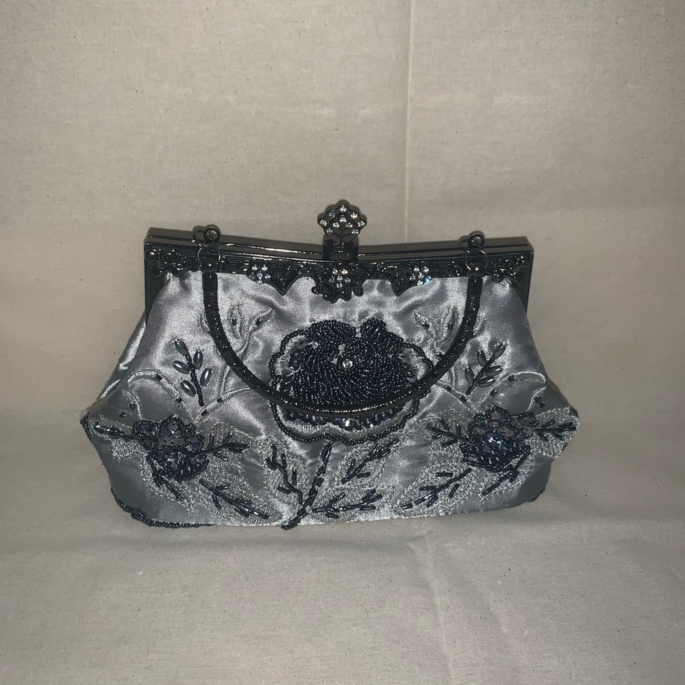 Vintage inspired clutch